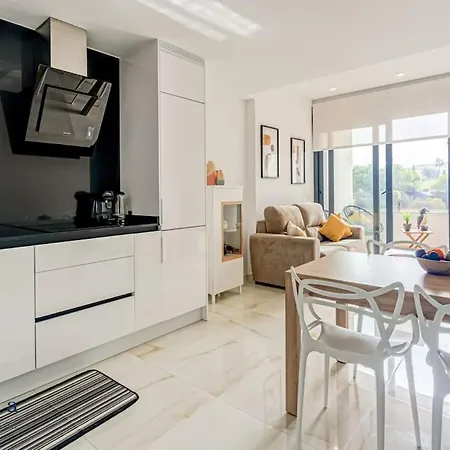Beautiful 2 Bedroom In Orihuela Costa *